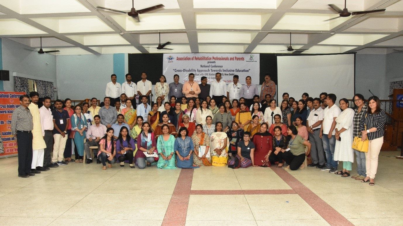 Large group photo of professionals, educators and parents at ARPP's National Conference on the Cross-Disability Approach Towards Inclusive Education.